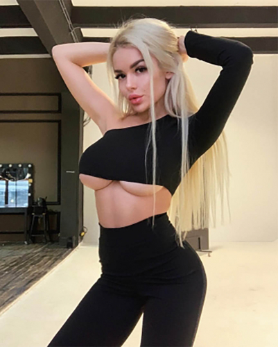 Проститутка Питера Слава Блондинка c 4 размером груди у метро Василеостровская Санкт-Петербург Фото-1