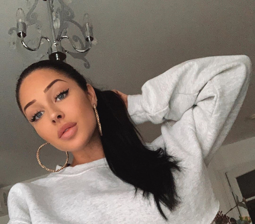 Индивидуалка СПб Света  Брюнетка c 3 размером груди у метро Горьковская Санкт-Петербург Фото-2