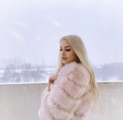 Индивидуалка СПб Окси Блондинка c 2 размером груди у метро Горьковская Санкт-Петербург Фото-4